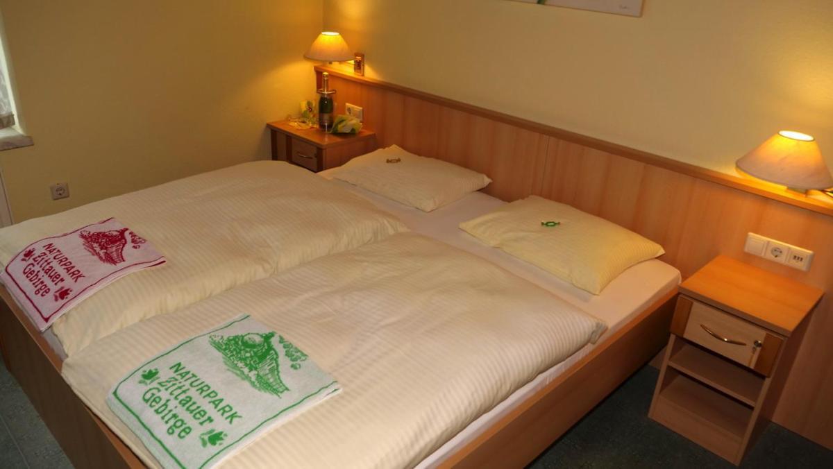 Pension Jeschkenblick Luftkurort Luckendorf Екстер'єр фото