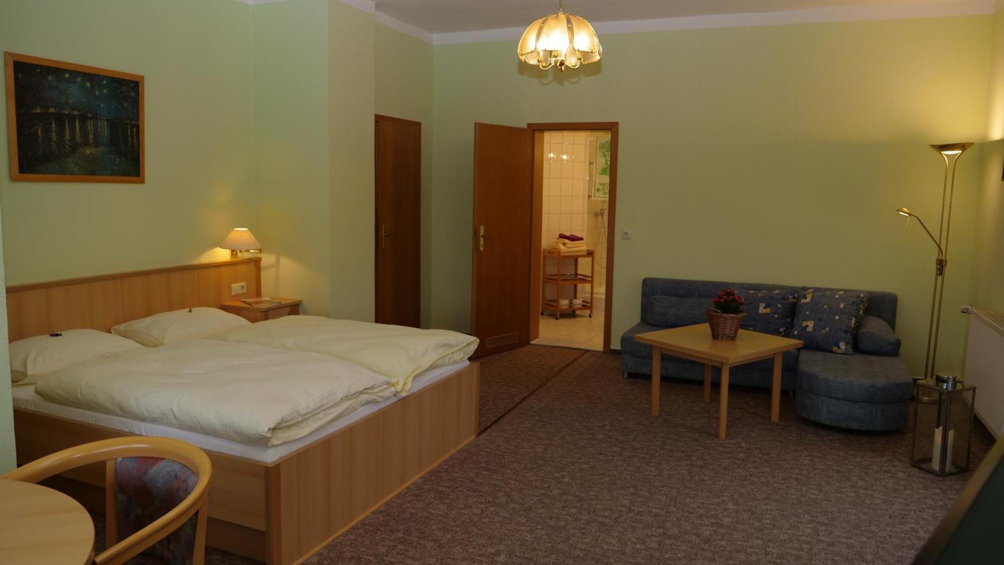 Pension Jeschkenblick Luftkurort Luckendorf Екстер'єр фото